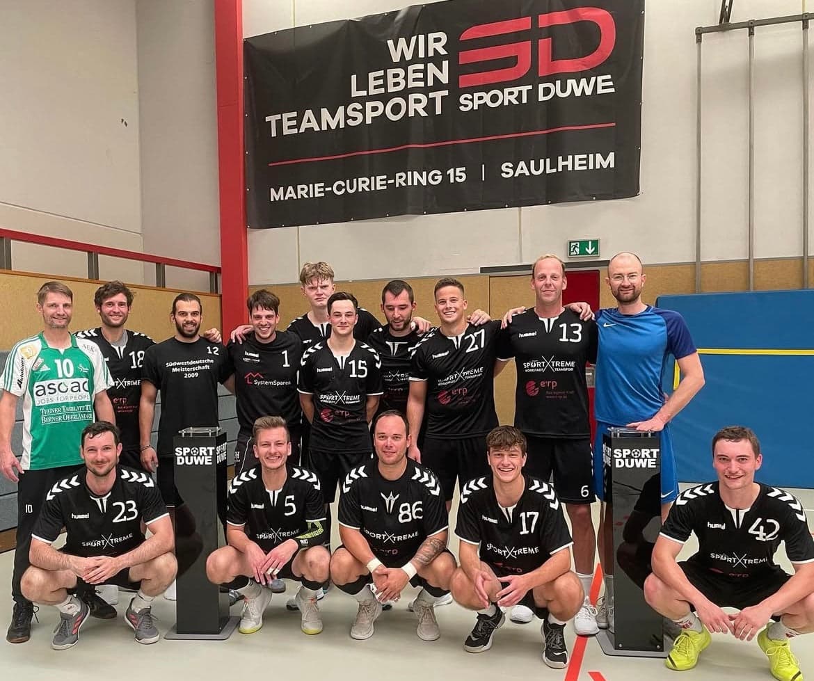 Trikotsätze und Trainingsanzüge für Vereine in Mainz kaufen